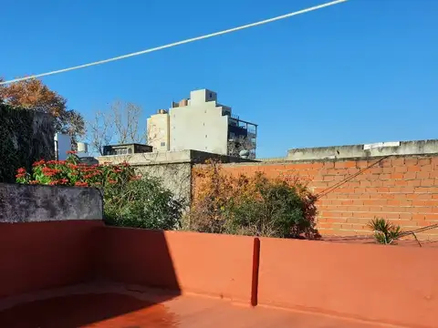 Depto Tipo Casa 3 ambientes con 1 baño