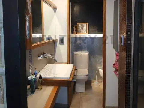Casa 4 ambientes con 1 baño