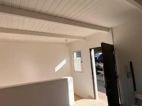 VENTA AMPLIO DUPLEX 2DOR CUESTA COLORADA APTO CRÉD