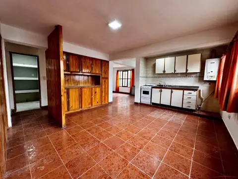 Departamento céntrico de 2 dormitorios sobre 17 de Mayo