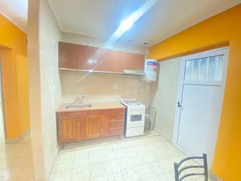 Casa 5 ambientes con 1 baño