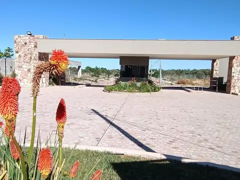 LOTE 500 M2 EN DRUMMOND B° AYRES DE TERRADA