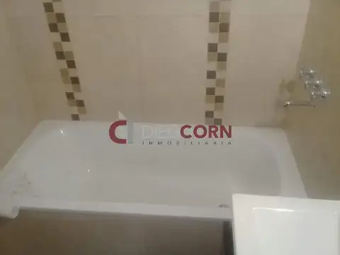 Depto Tipo Casa en Venta con 2 cocheras