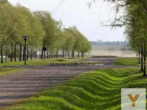 Terreno en venta - 1775,5mts2 - Club de Campo El Mirador, Coronel Brandsen