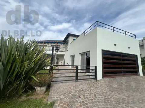 Casa en Alquiler de 3 dormitorios