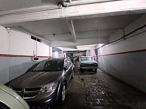 Depósito en venta en Parque Patricios