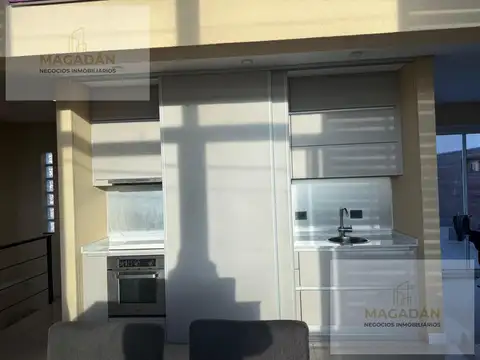 Casa en Venta en Villa Sarmiento, USD 180.000
