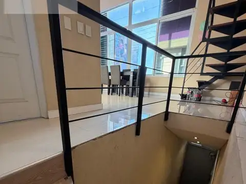 Casa 7 ambientes con 3 baños