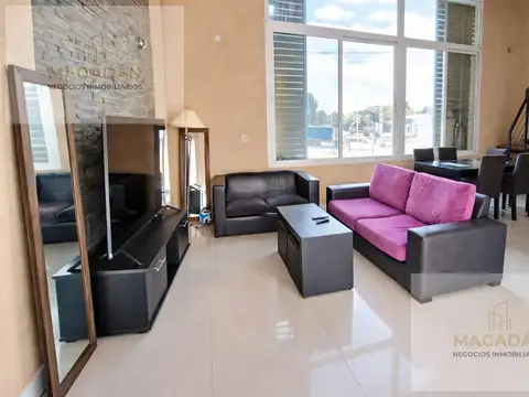 VENTA-Ph de 5 ambientes    depto de 2 amb -Villa Sarmiento - ACEPTA PERMUTA