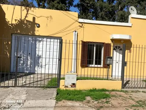 Casa 5 ambientes con 1 baño