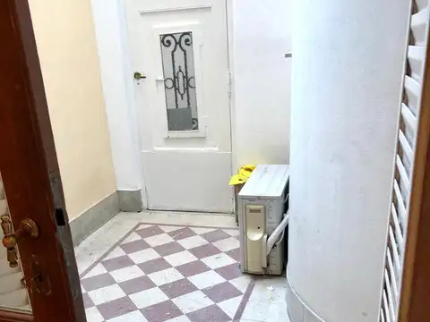 Depto Tipo Casa 5 ambientes con 2 baños