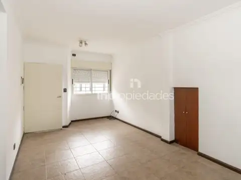 Depto Tipo Casa en Alquiler de 3 ambientes