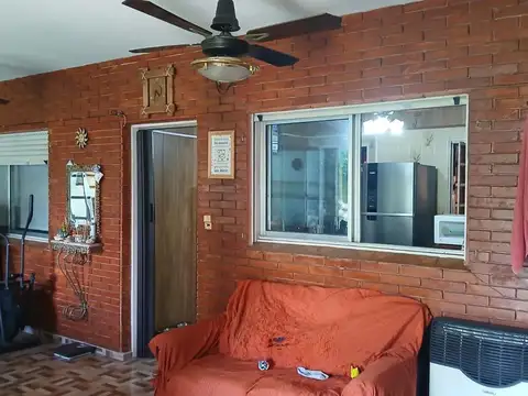 Depto Tipo Casa 4 ambientes con 1 baño