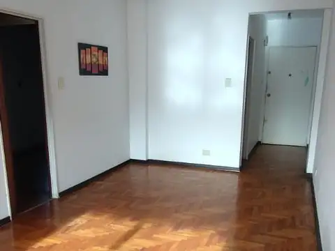 Nazarre 2800, Piso 4