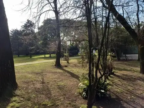 Terreno en Venta 40  mts Fondo