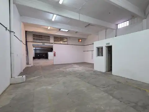 Local en Alquiler en Villa Martelli, $ 6.000.000