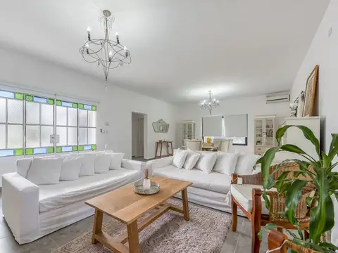 VENTA CASA 4 AMB C/PILETA PARRILLA LA EMILIA PILAR