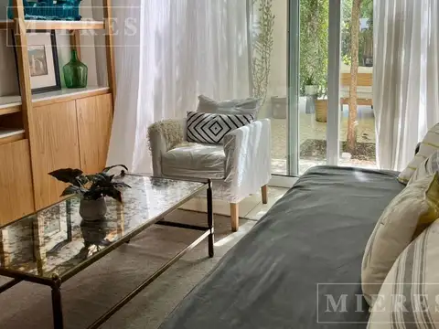 Casa en Alquiler Temporal con 2 cocheras