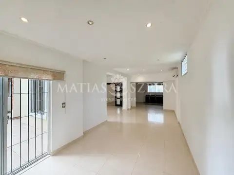 Depto Tipo Casa en Venta en Castelar Norte, USD 145.000