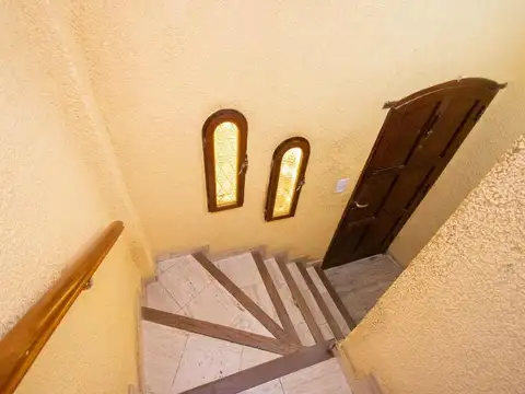 Depto Tipo Casa en Venta de 5 ambientes