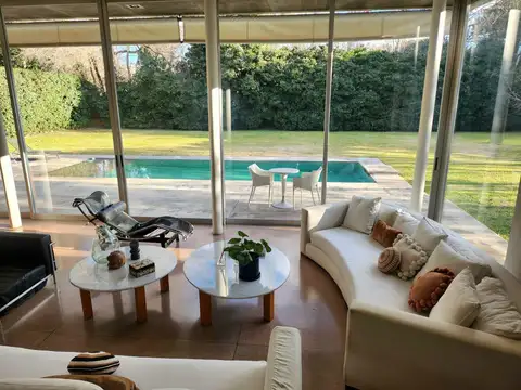Casa en Alquiler con muebles - 6 ambientes en el Golf Club Argentino - Ruta 8 km41.5