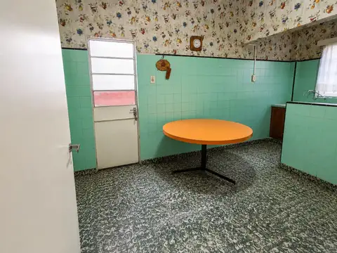 VENTA CASA 4 AMBIENTES VILLA TESEI APTO CREDITO