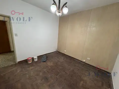 Depto Tipo Casa en Venta 60 años