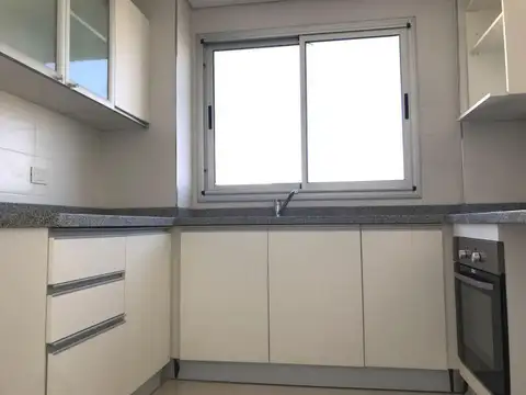 Avenida Juan Bautista Alberdi 800