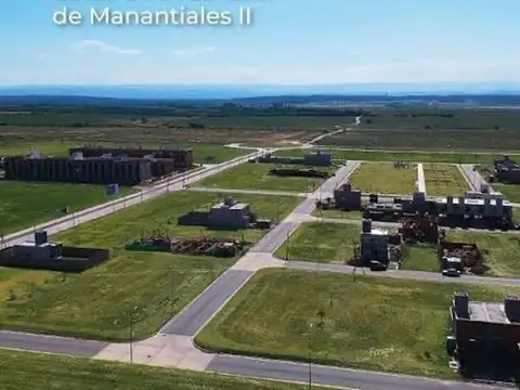 LOTE EN VENTA - ABRAS DE MANANTIALES-APTO A DUPLEX! 300 mts!