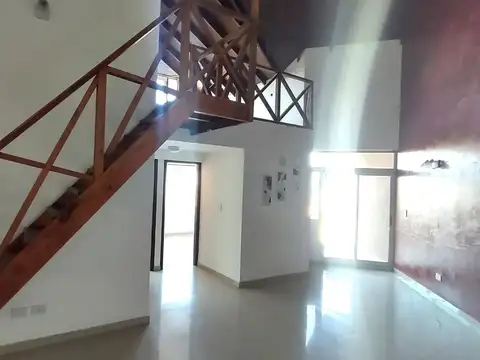 Joaquin V. Gonzalez Esq. Chiozza 1 , Piso 2