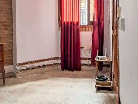 CASA 2 DORMITORIOS -  CALLE GARAY -  LA BANDA