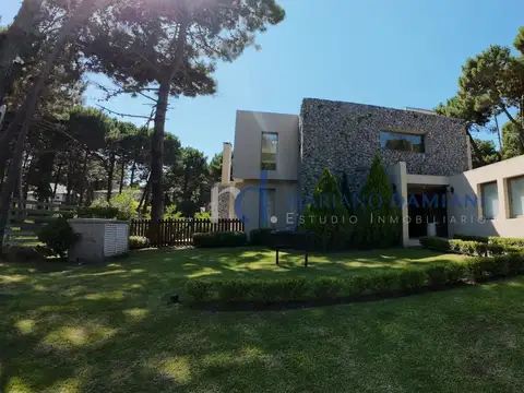 Casa en Venta de 5 dormitorios