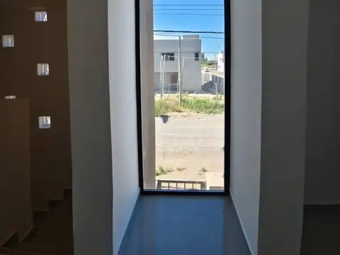 Casa en Alquiler en Neuquen, $ 2.700.000