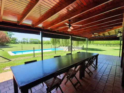 Quinta en Venta en Mercedes, USD 412.000