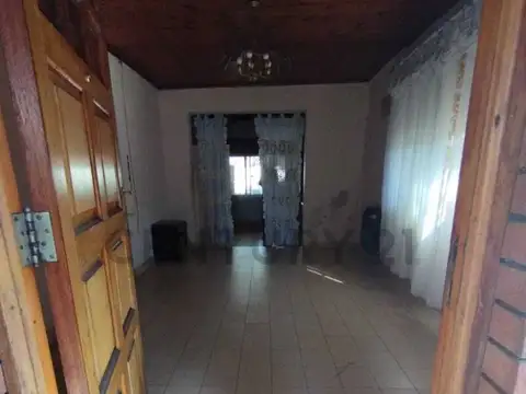 Casa en Venta en Temperley, USD 65.000