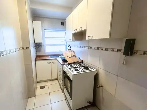 Departamento en Alquiler en Colegiales, $ 660.000