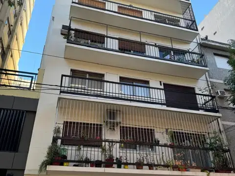 3 ambientes con dependencia y cochera cubierta en Belgrano