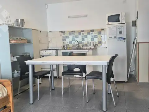 COMPLEJO EN VENTA, CON 20 DEPARTAMENTOS OPERATIVOS, A 350 MTS DE LA PLAYA. LAS GRUTAS