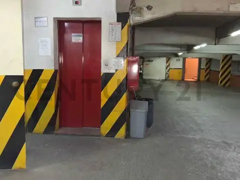 VENTA DE COCHERA EN EDIFICIO PRESIDENTE - CIUDAD - MENDOZA