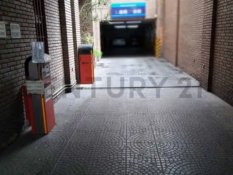 VENTA DE COCHERA EN EDIFICIO PRESIDENTE - CIUDAD - MENDOZA
