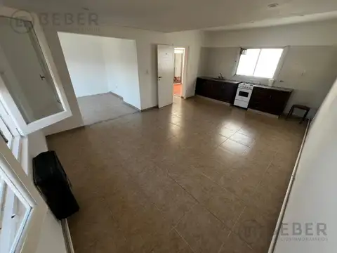 Depto Tipo Casa 4 ambientes con 2 baños