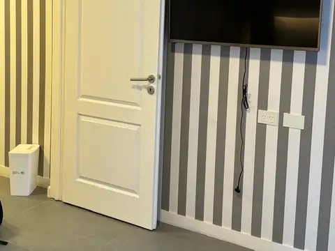 Montañeses 2300, Piso 3