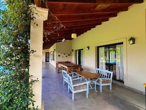 Casa en Venta en Santa María de la Aguada, USD 330.000