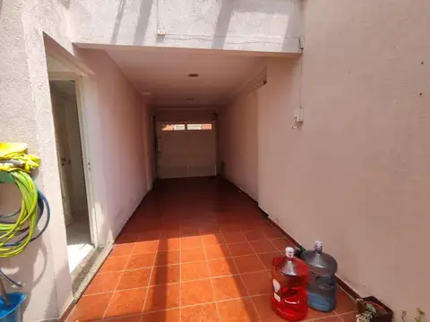 Depto Tipo Casa en Venta en Banfield, USD 199.000