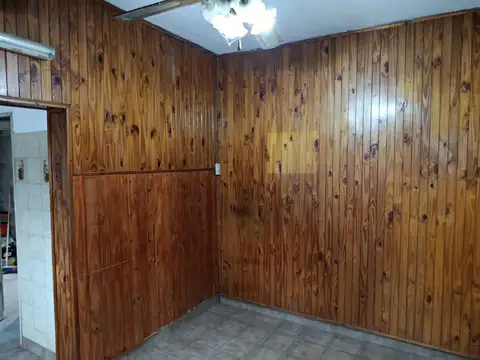 Depto Tipo Casa en Alquiler con 1 cocheras