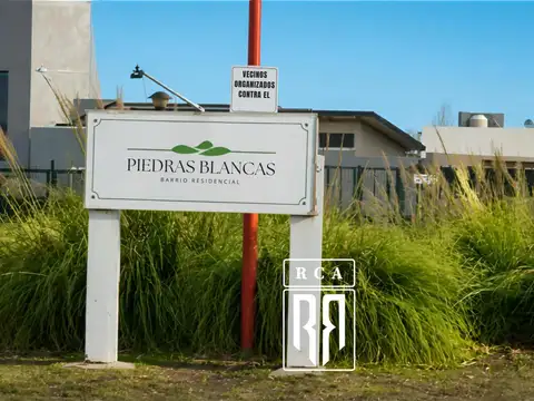 Terreno de 1.000 m2 en Piedras Blancas