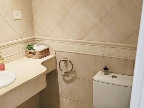 Casa en Venta en Solar Del Bosque, USD 340.000