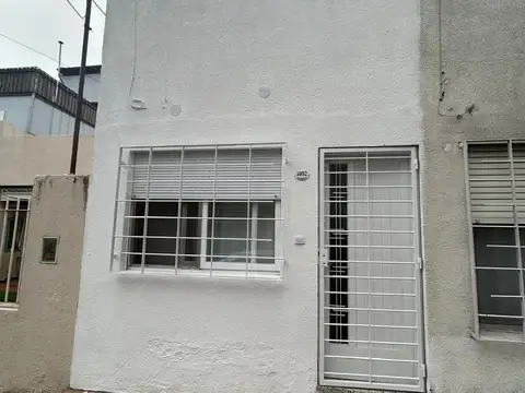 PH 2 AMB. EN PLANTA BAJA CON PATIO.