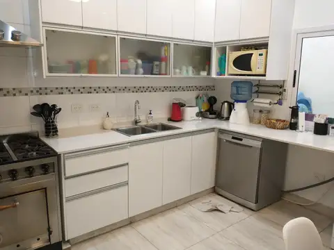 Casa en Venta en Barrio Roca, USD 275.000
