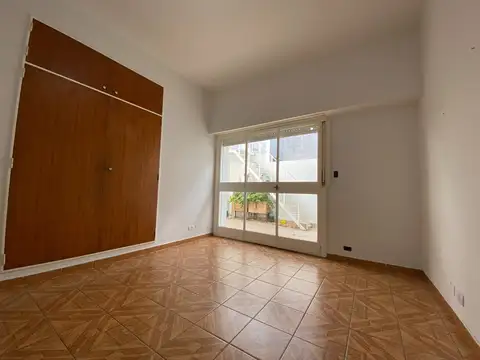 Depto Tipo Casa en Alquiler 27 años